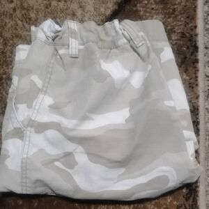 Faded Glory Kids Camouflage Shorts - Beige and White